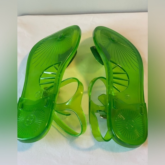 Unbranded avocado sandals, euro 37 or US 6-6.5, super cute, new without tags - Picture 5 of 6